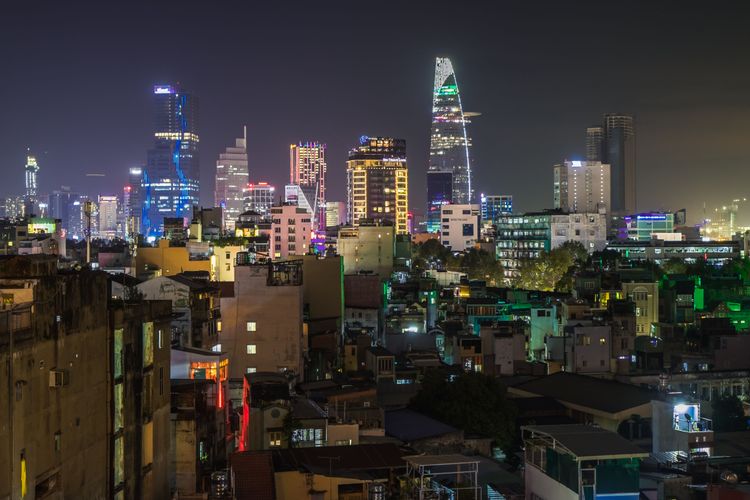 The Cost of Doing Business in America: How Offshore Teams in Vietnam Offer a Competitive Edge